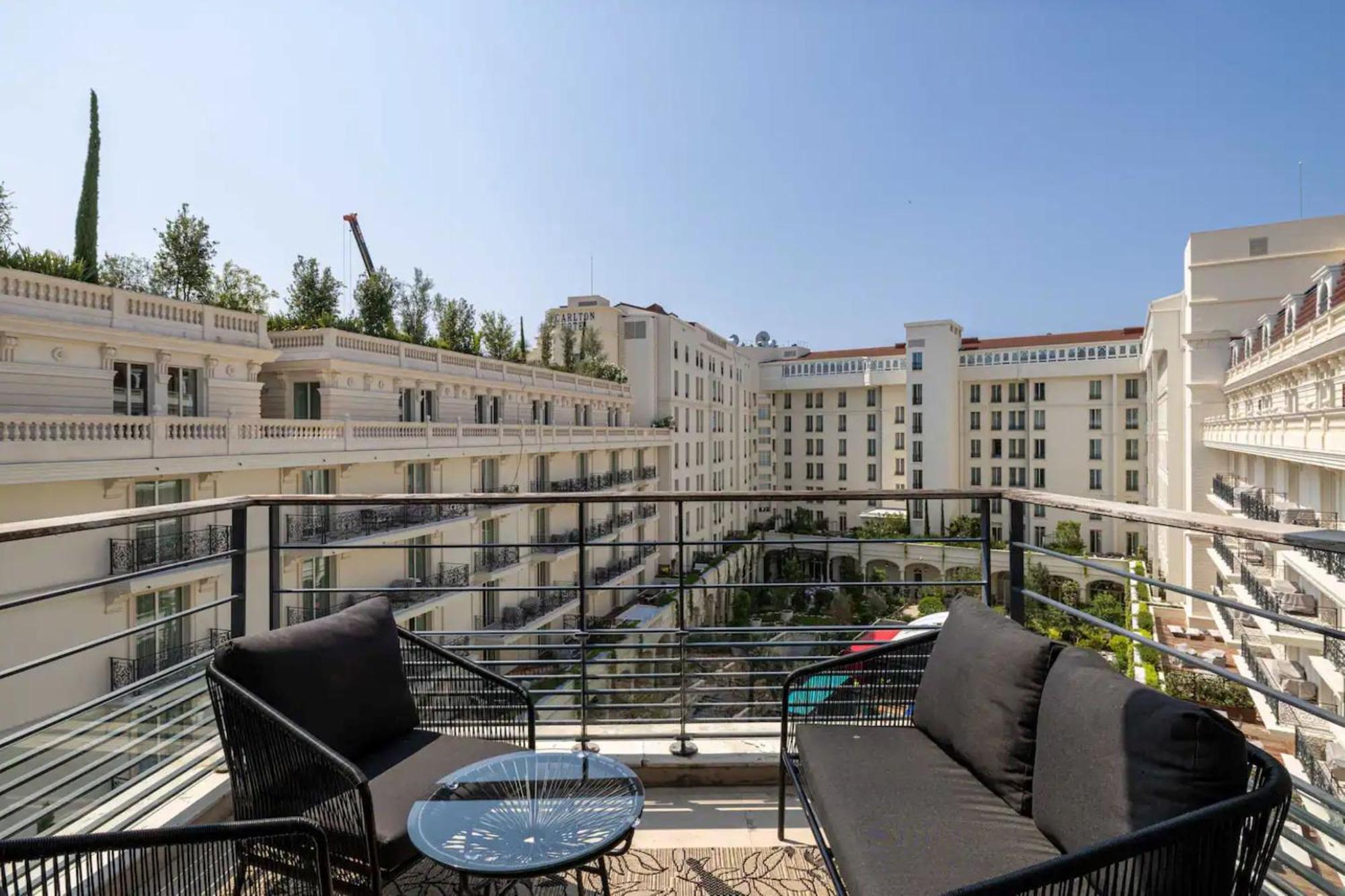 Apartment Carlton Riviera -