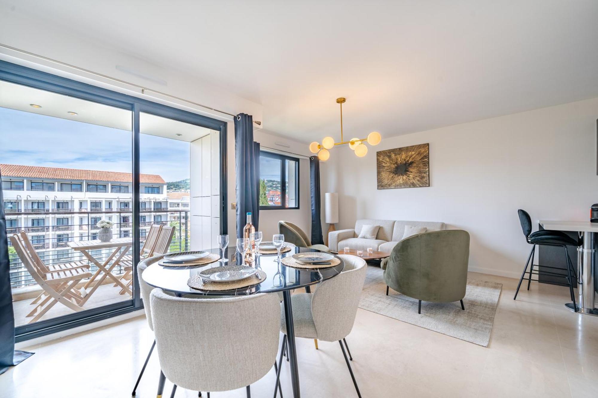 Carlton Riviera - Appartement *