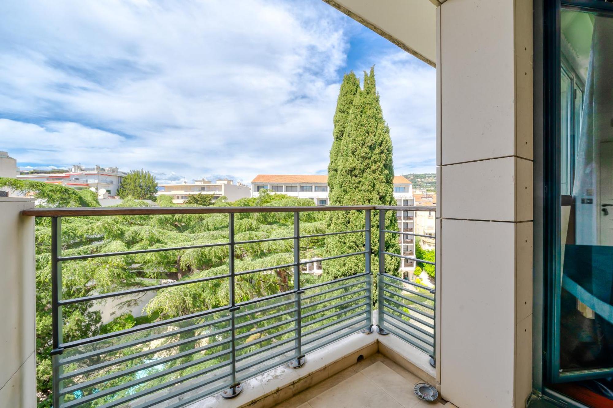Appartement Carlton Riviera -